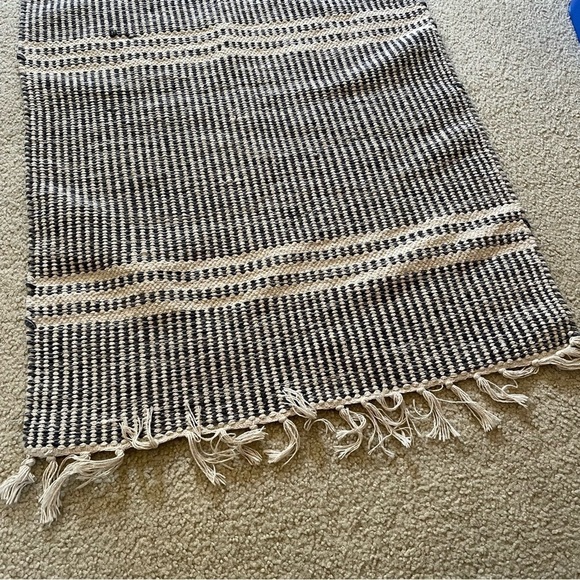 Patina vie heritage collection tassel end blue and gray rug - Picture 4 of 6